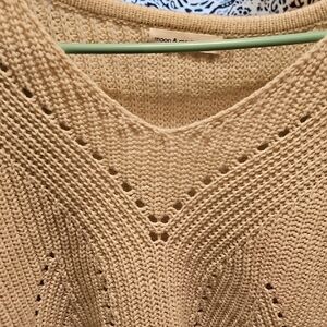 moon & madison Cream V-Neck Open Knit Sweater